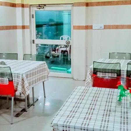 Goroomgo Star Inn Sea View Puri Luaran gambar